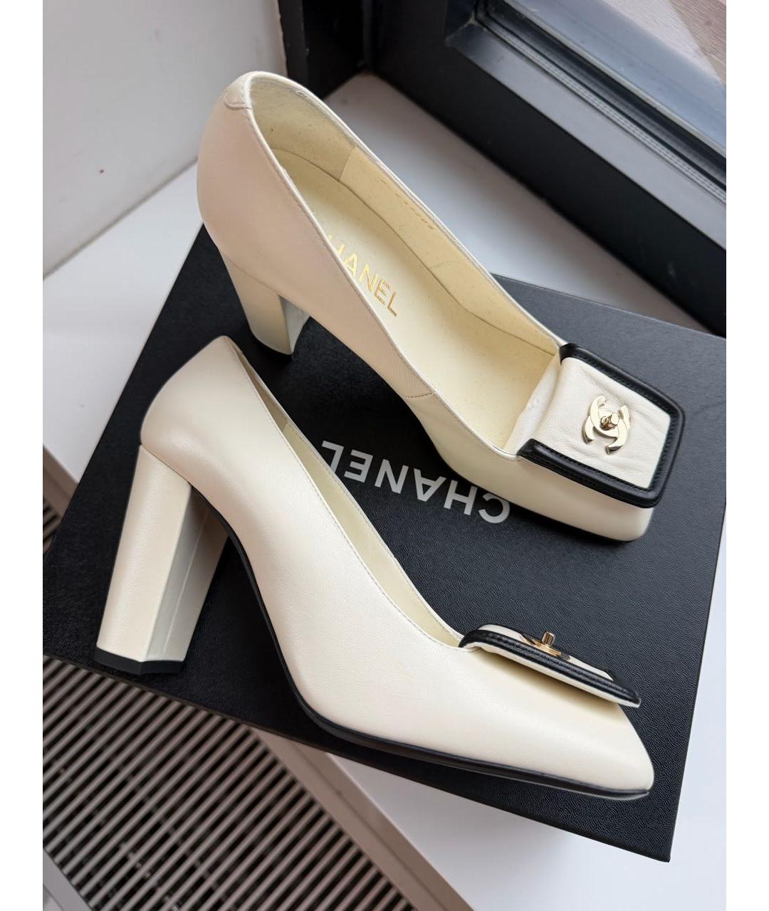 CHANEL Белые кожаные туфли, фото 2