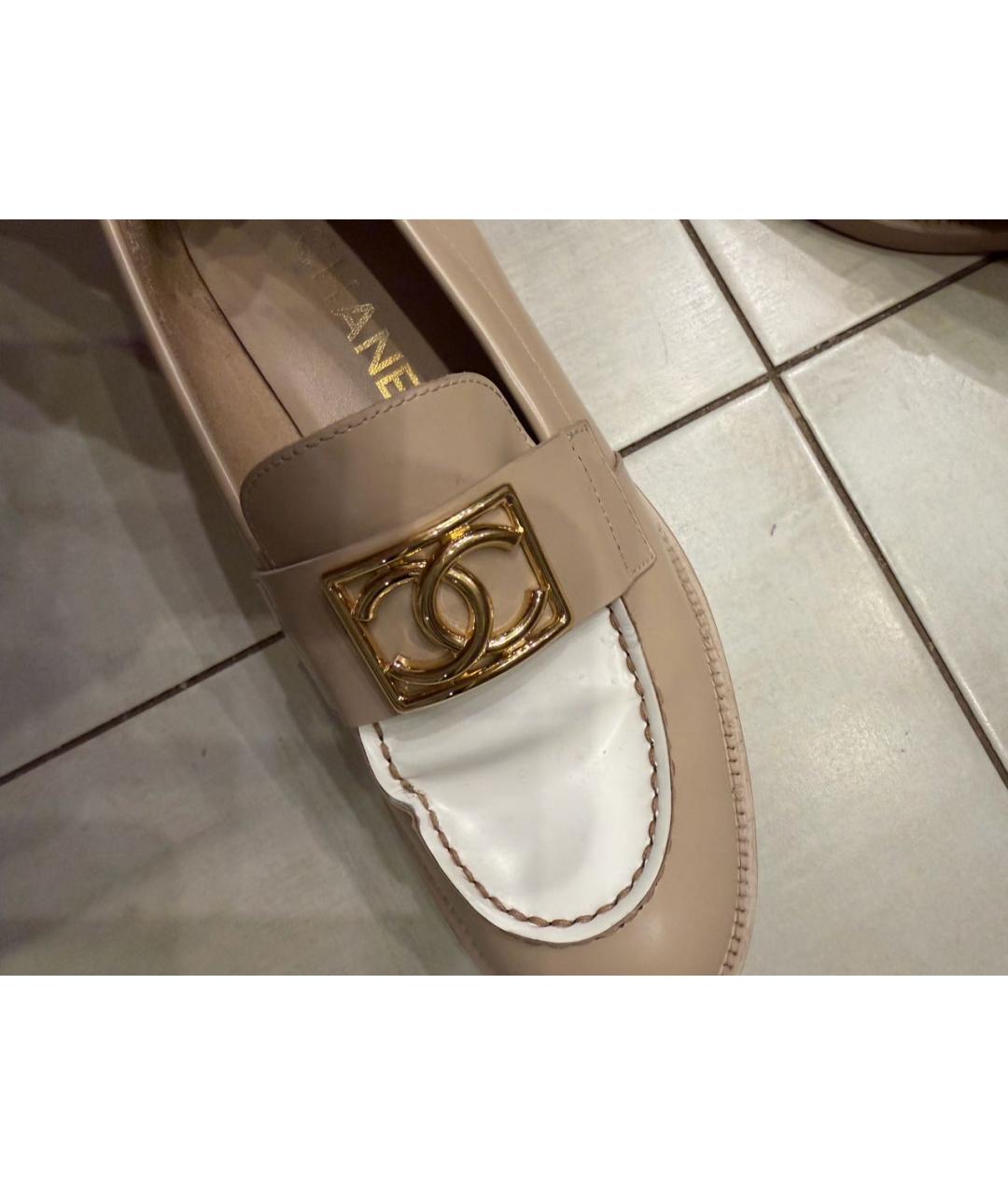 CHANEL Бежевые кожаные лоферы, фото 4