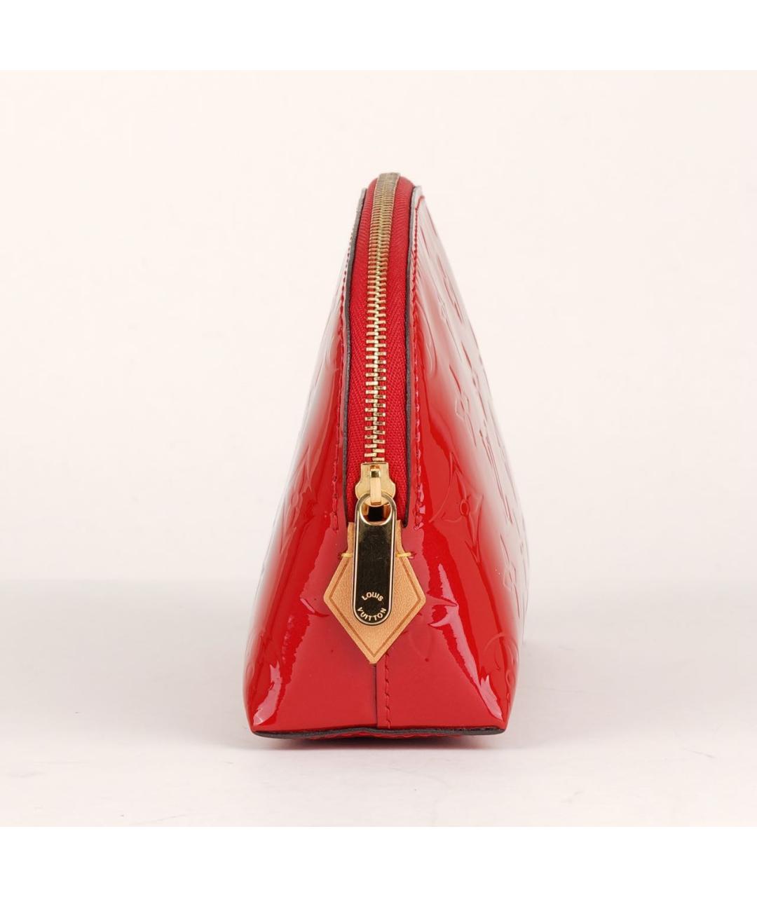LOUIS VUITTON Красная косметичка из лакированной кожи, фото 3