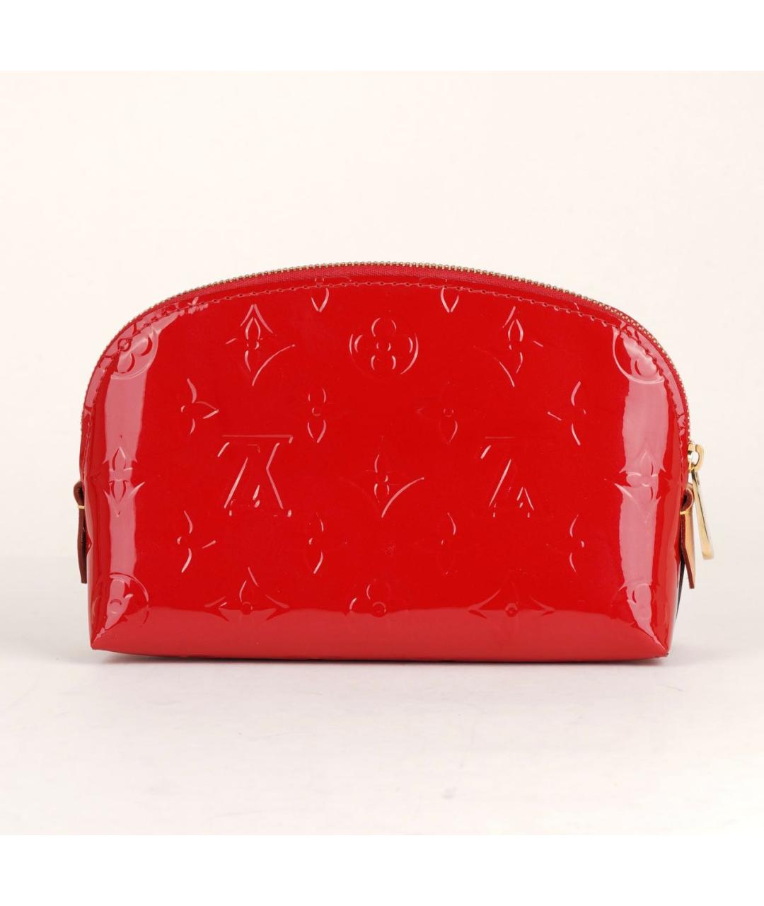 LOUIS VUITTON Красная косметичка из лакированной кожи, фото 2