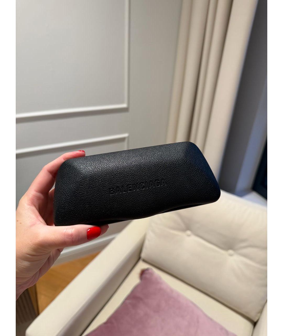 BALENCIAGA Белые пластиковые солнцезащитные очки, фото 4