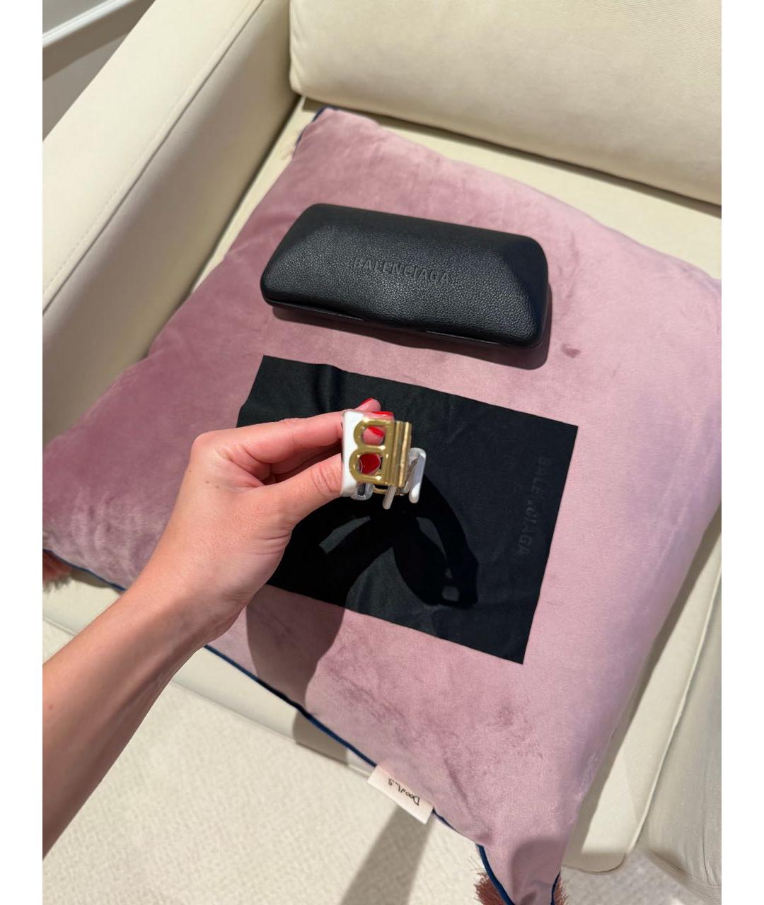 BALENCIAGA Белые пластиковые солнцезащитные очки, фото 3
