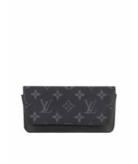 LOUIS VUITTON Обложка/футляр