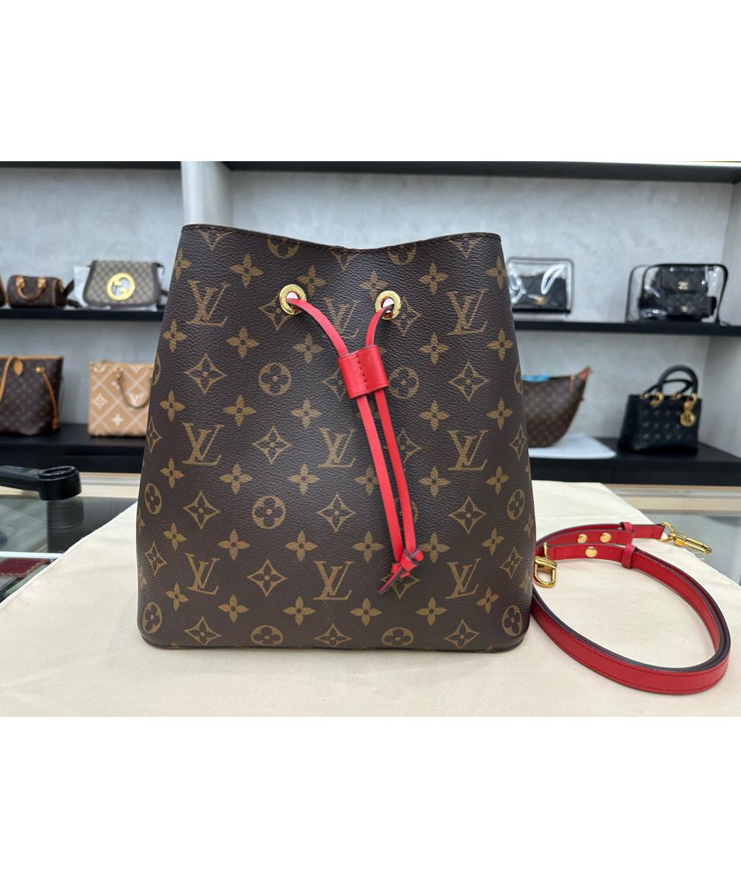 LOUIS VUITTON Коричневая сумка через плечо из искусственной кожи, фото 9