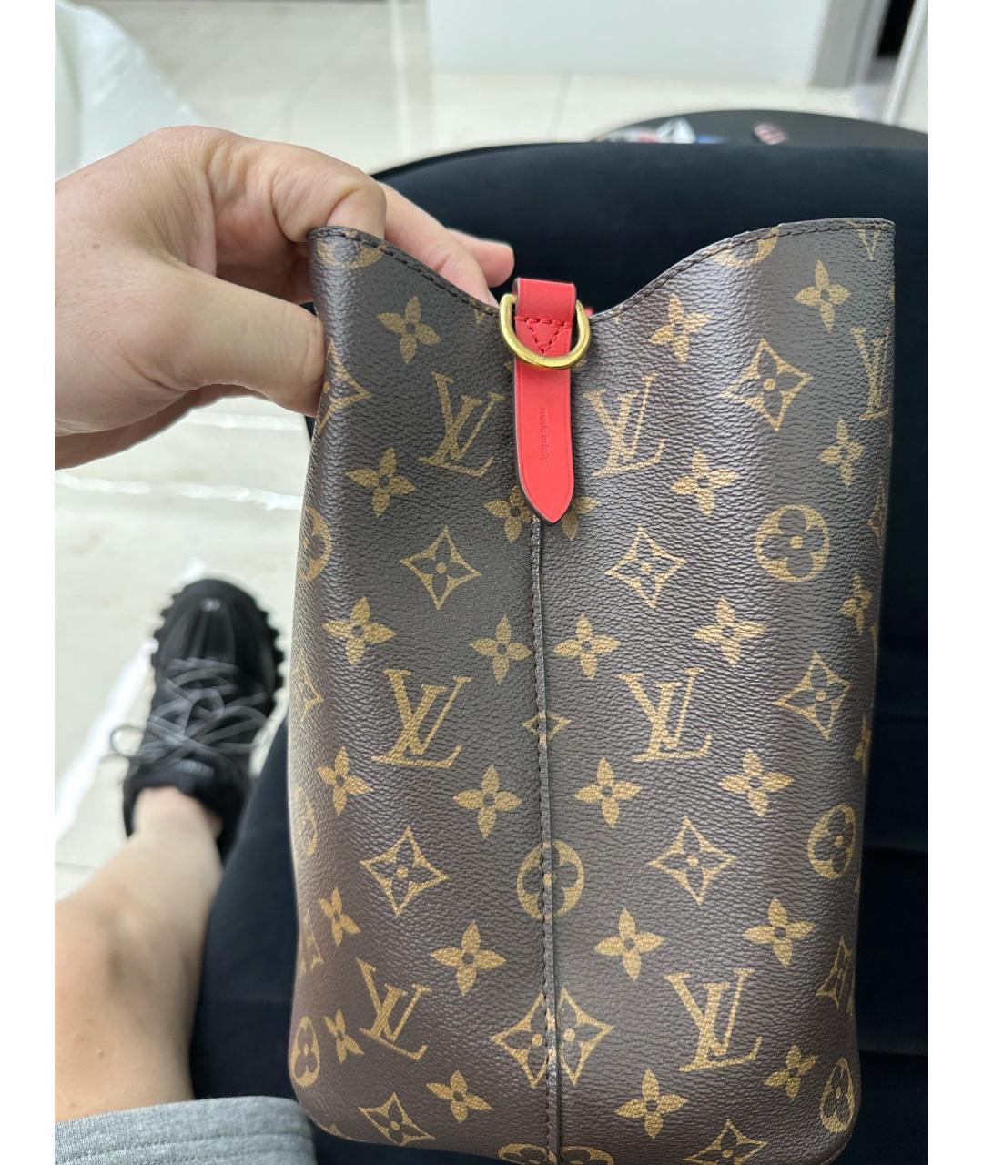 LOUIS VUITTON Коричневая сумка через плечо из искусственной кожи, фото 3
