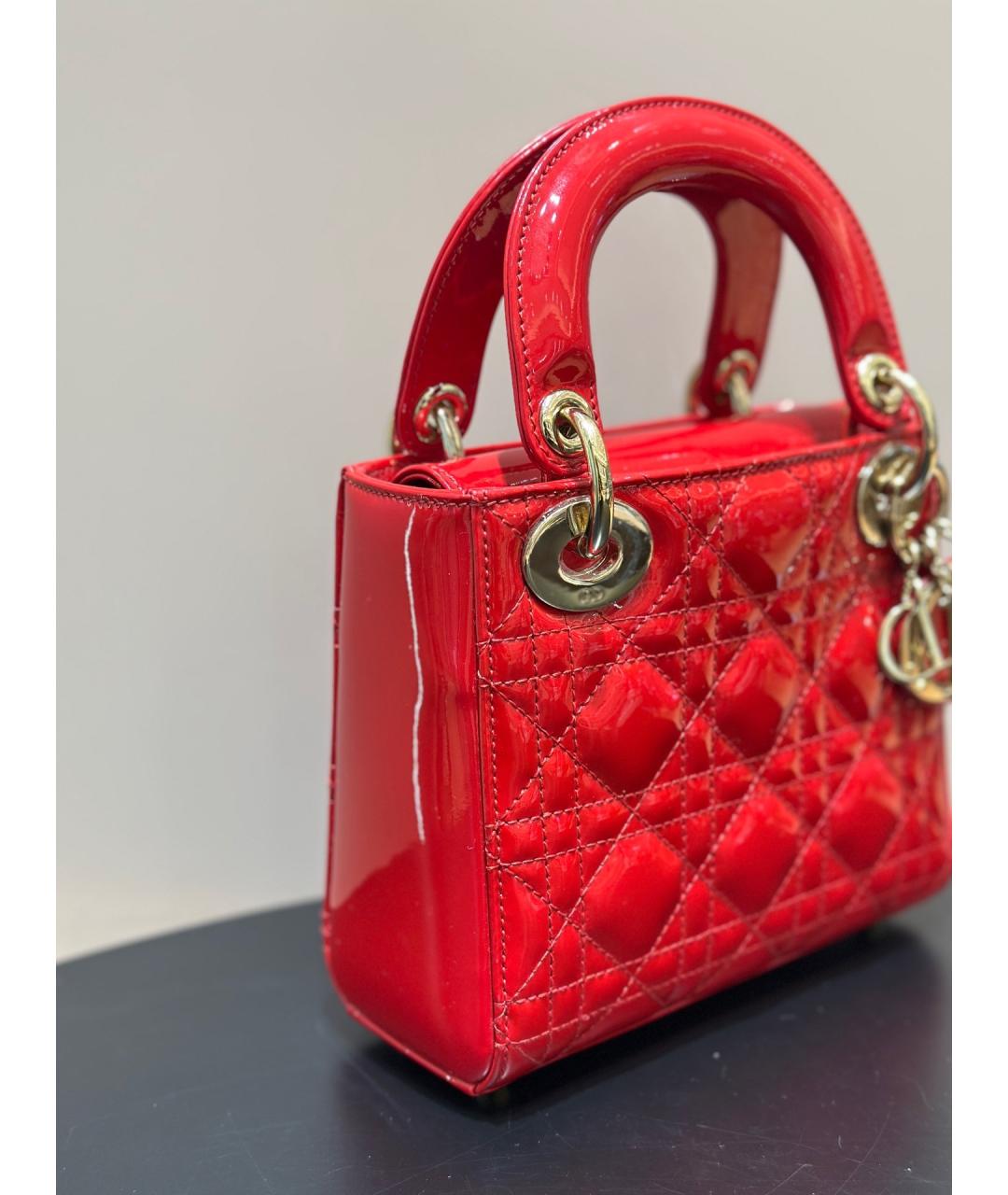 CHRISTIAN DIOR Красная сумка тоут из лакированной кожи, фото 3