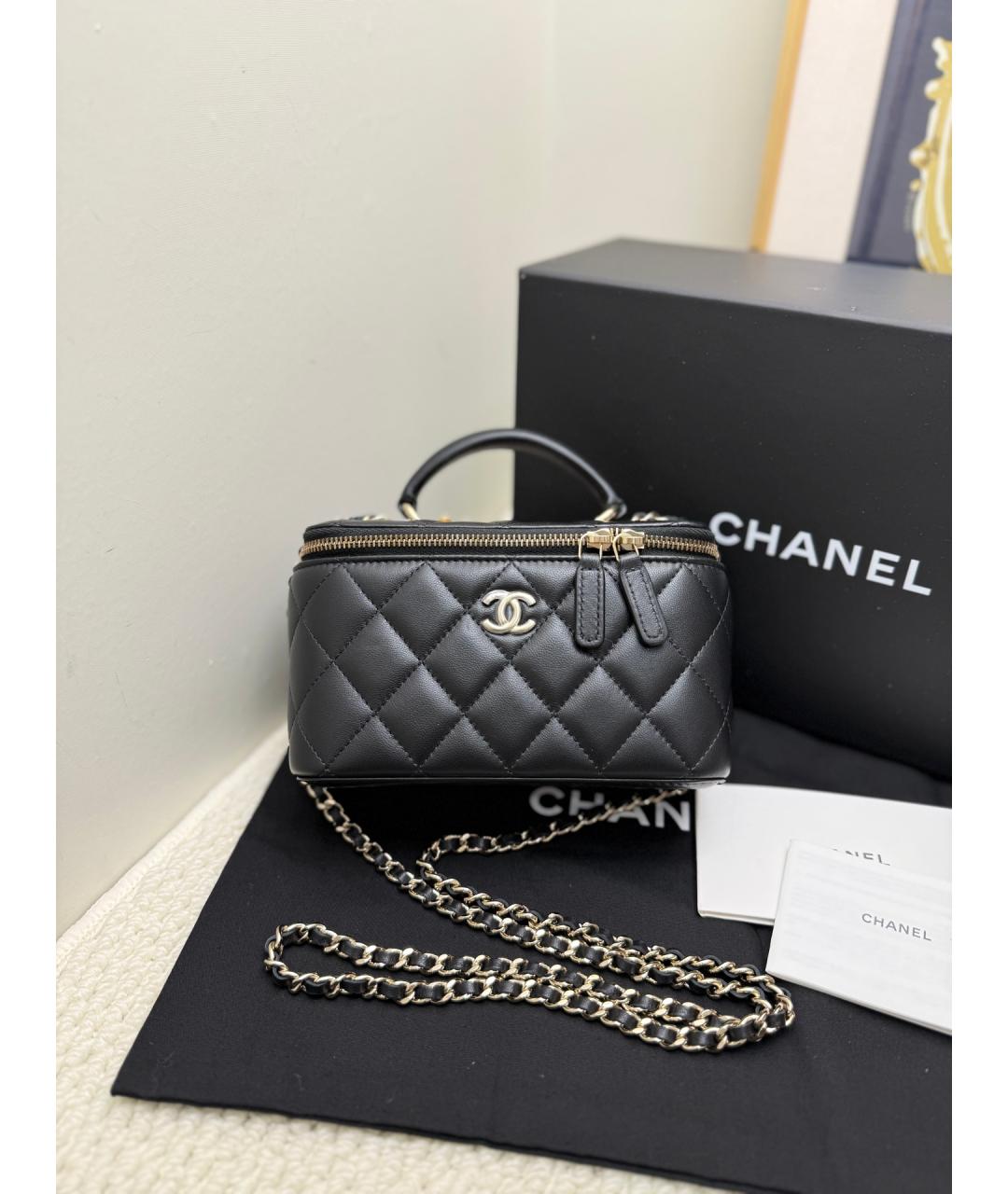 CHANEL Черная кожаная сумка через плечо, фото 10
