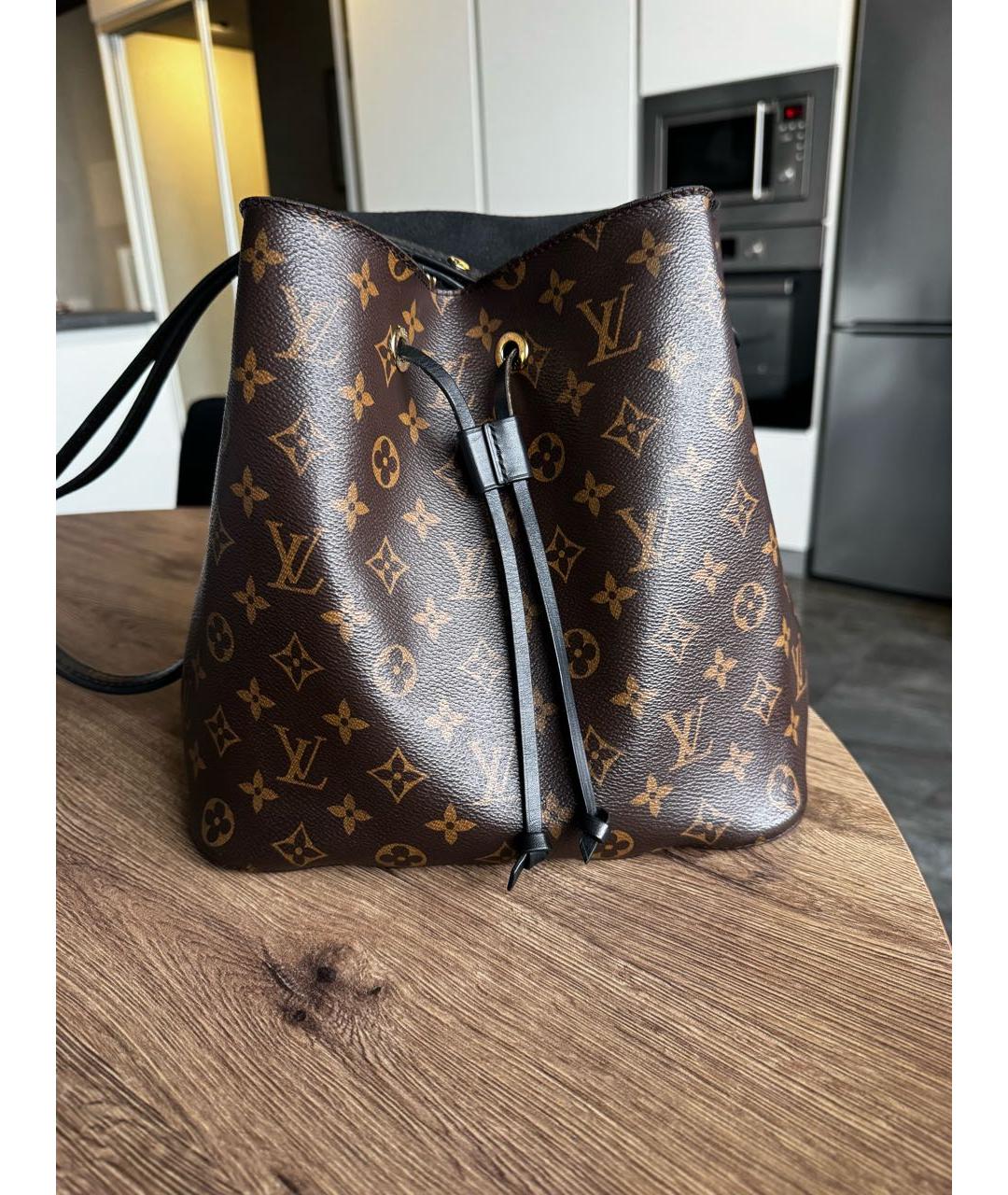 LOUIS VUITTON Коричневая кожаная сумка тоут, фото 2