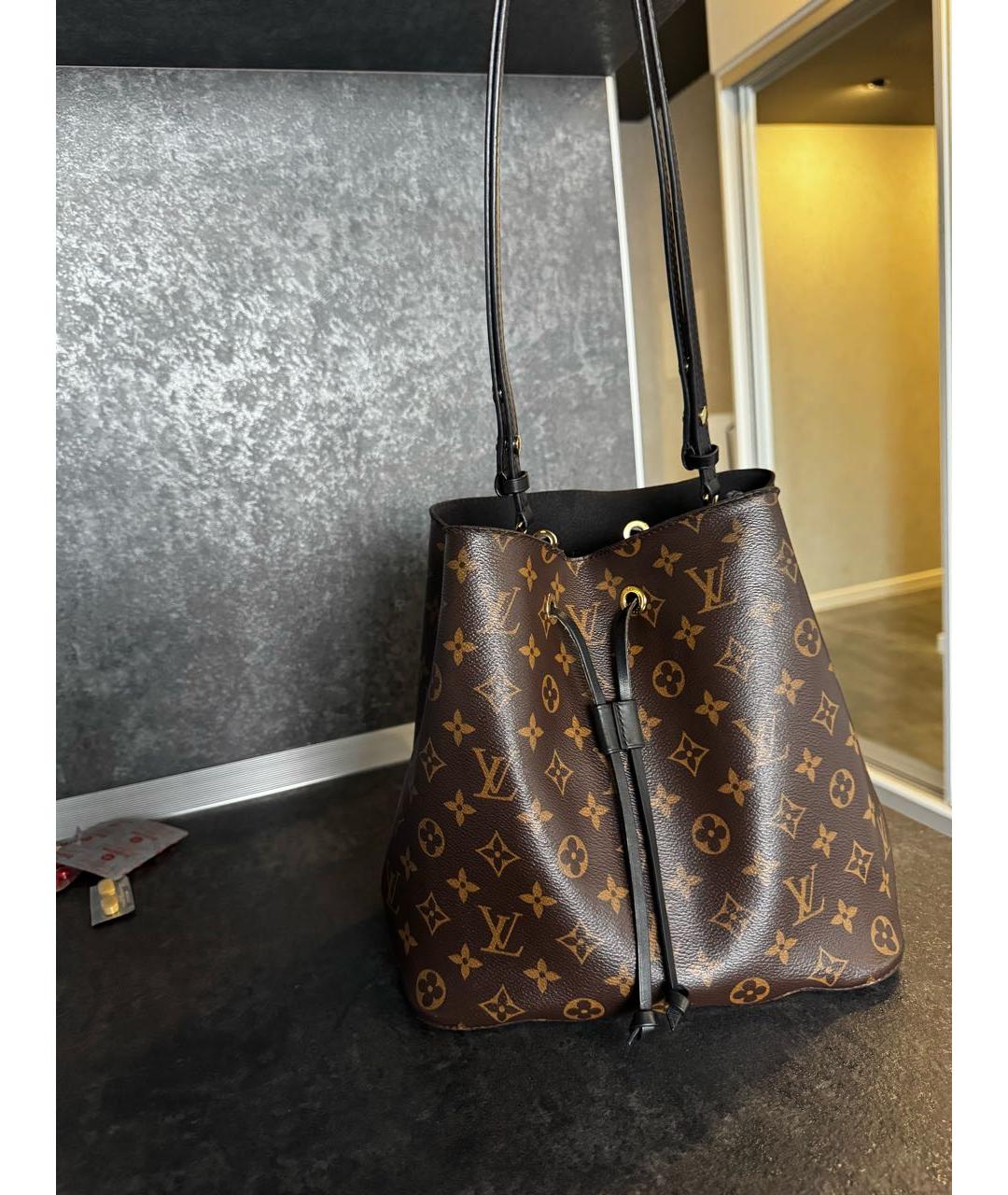 LOUIS VUITTON Коричневая кожаная сумка тоут, фото 3