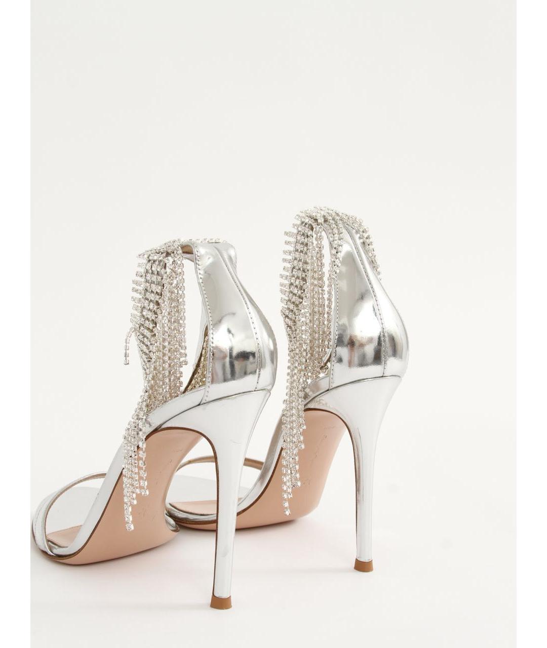GIANVITO ROSSI Серебряные кожаные босоножки, фото 4