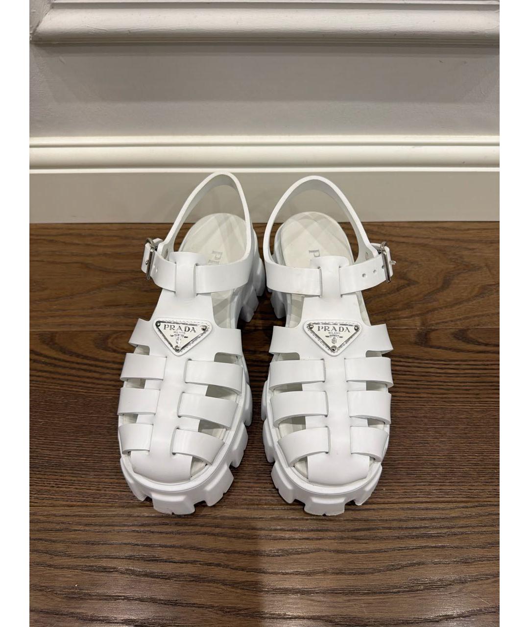 PRADA Белые резиновые сандалии, фото 2