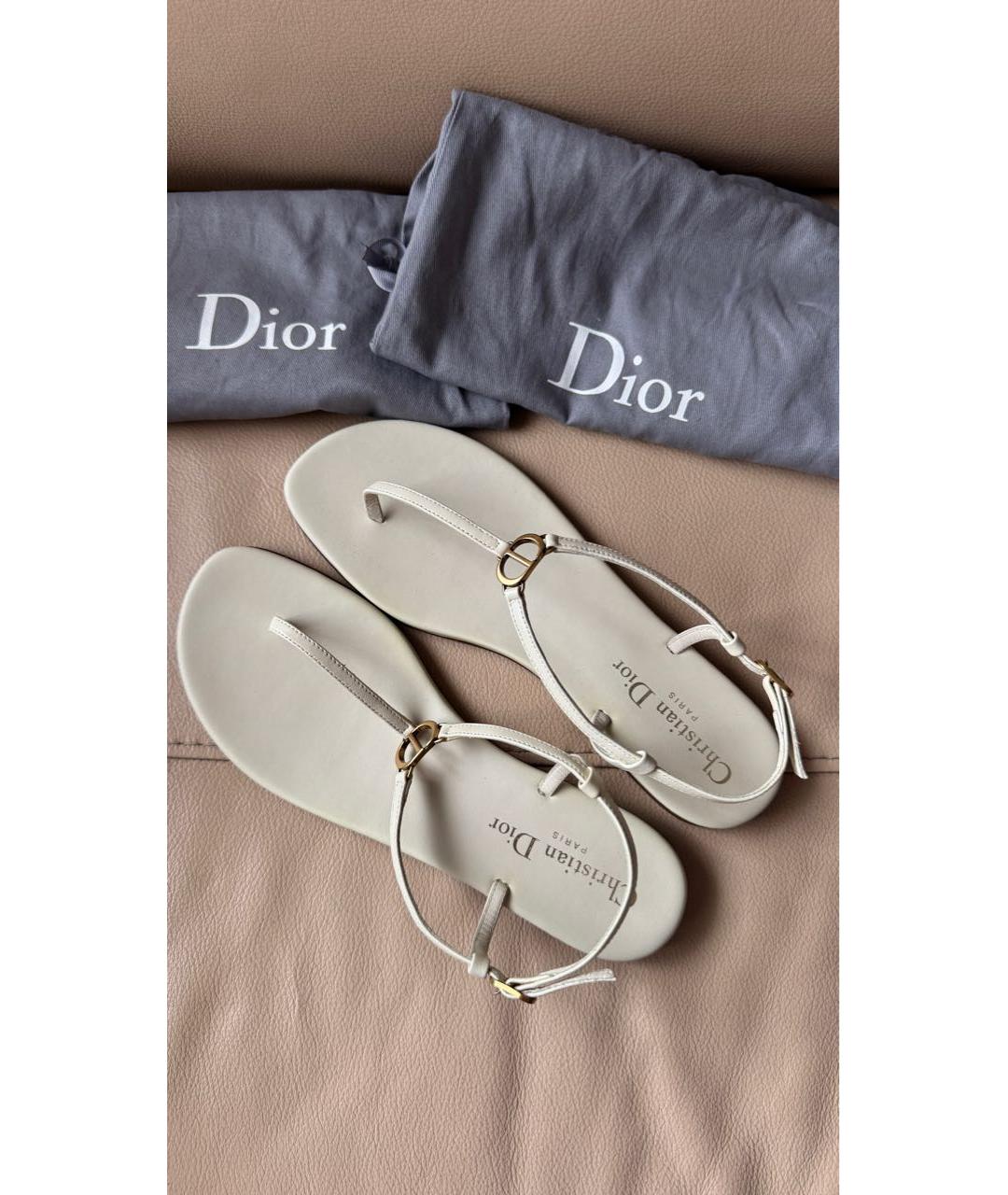 CHRISTIAN DIOR Белые кожаные сандалии, фото 2