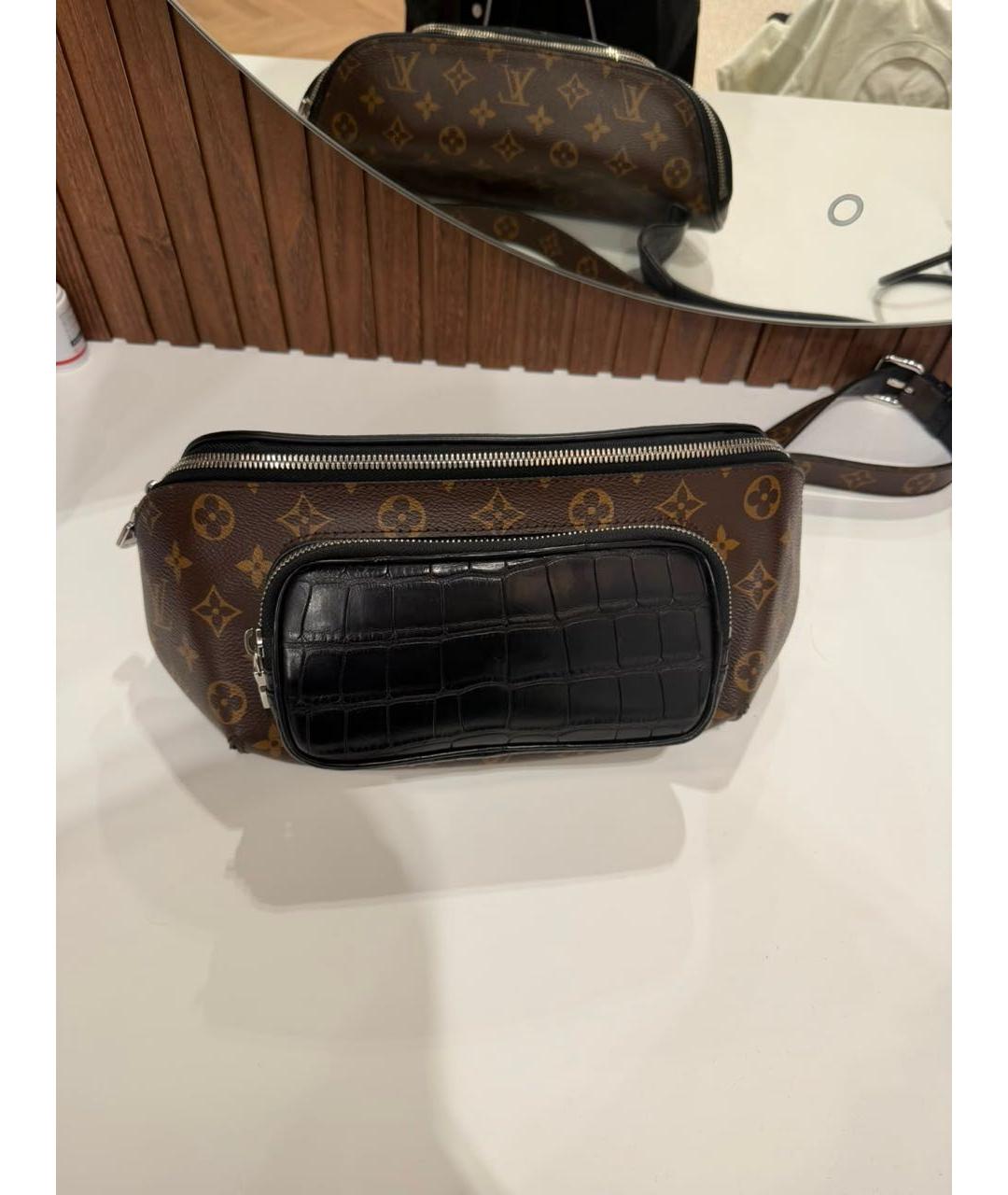 LOUIS VUITTON Коричневая кожаная сумка на плечо, фото 2