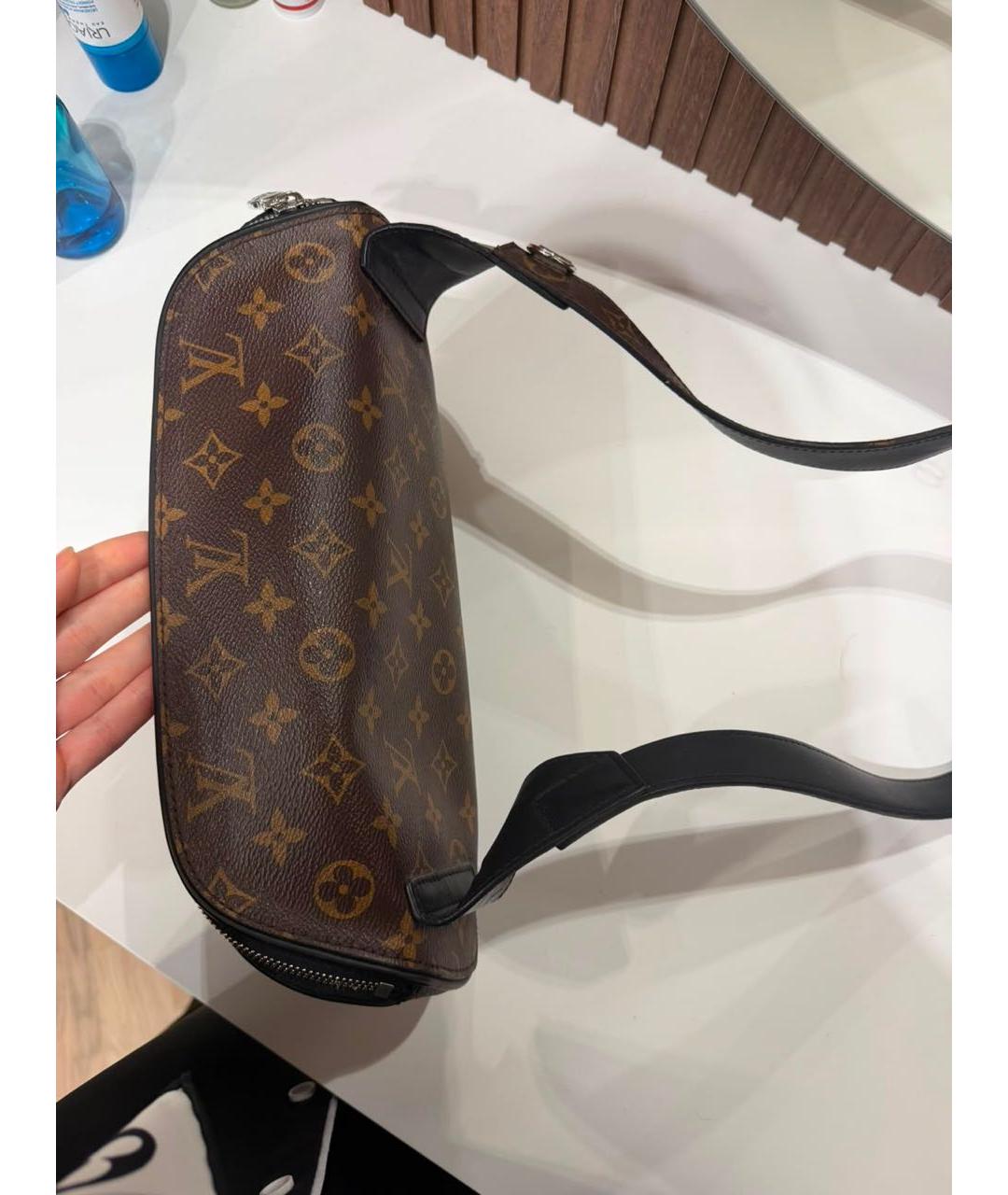 LOUIS VUITTON Коричневая кожаная сумка на плечо, фото 5