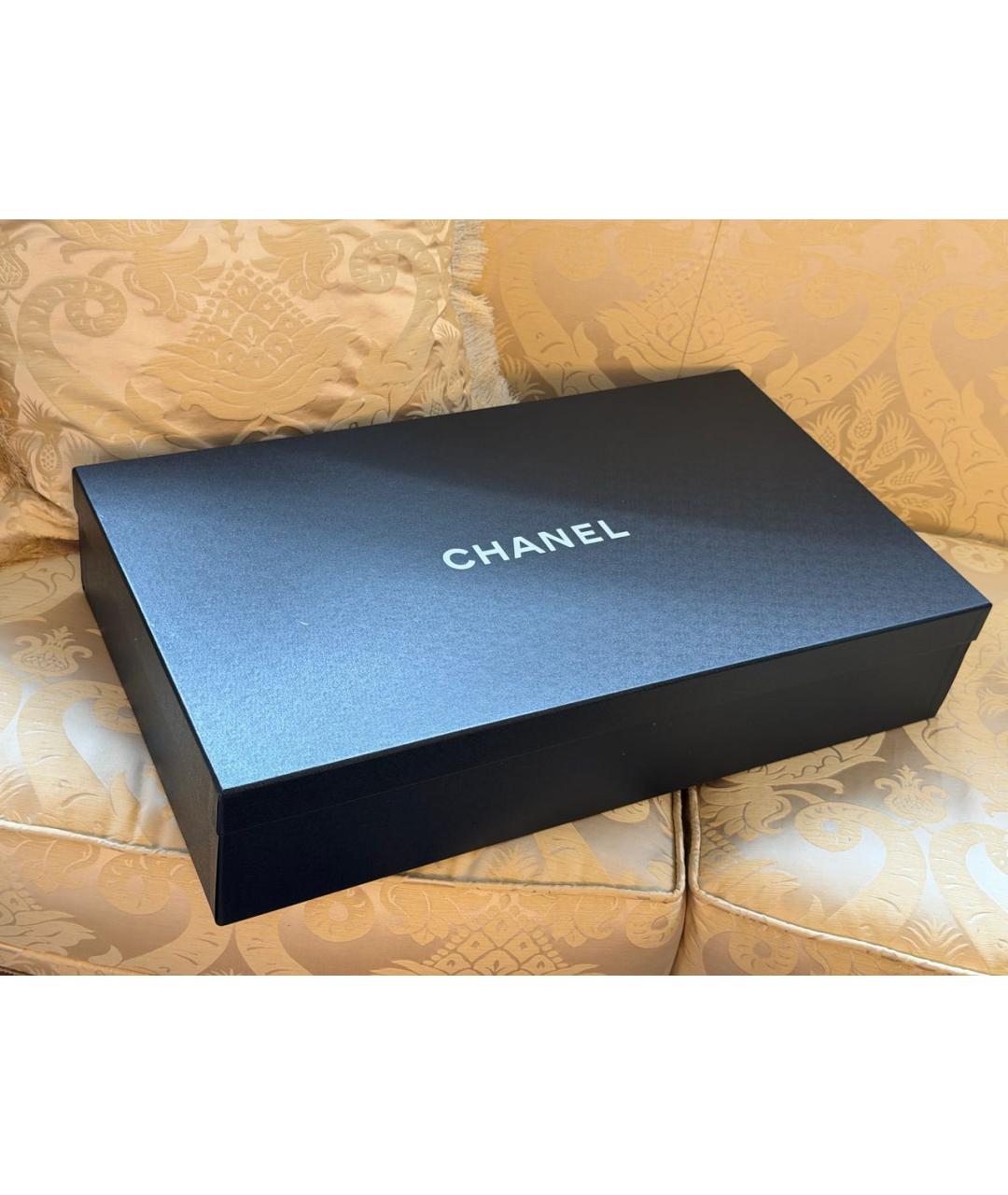 CHANEL Черные сапоги из лакированной кожи, фото 6
