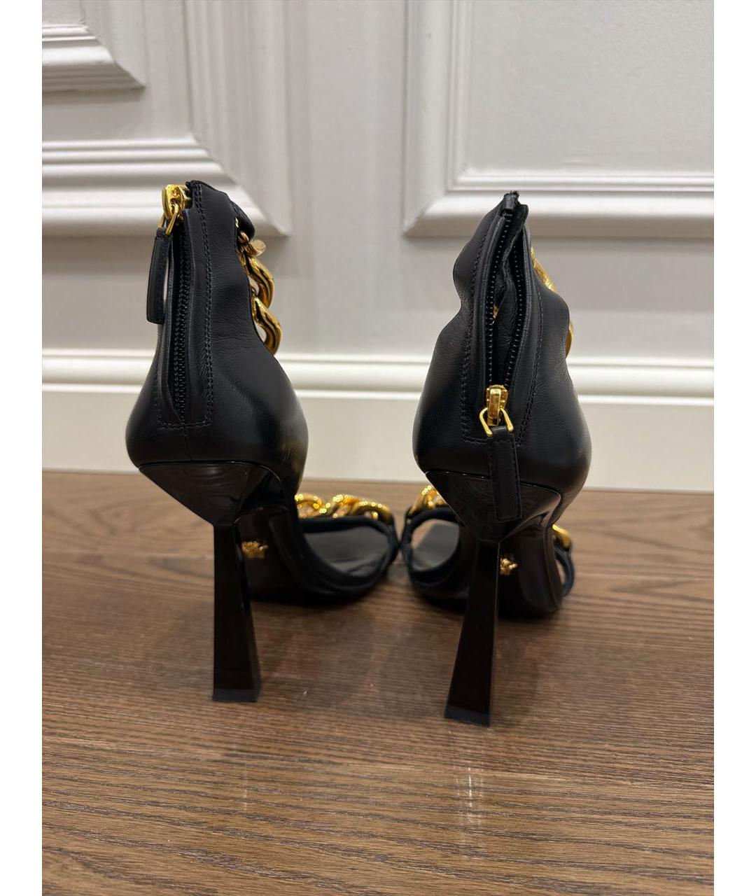 VERSACE Черные кожаные босоножки, фото 4