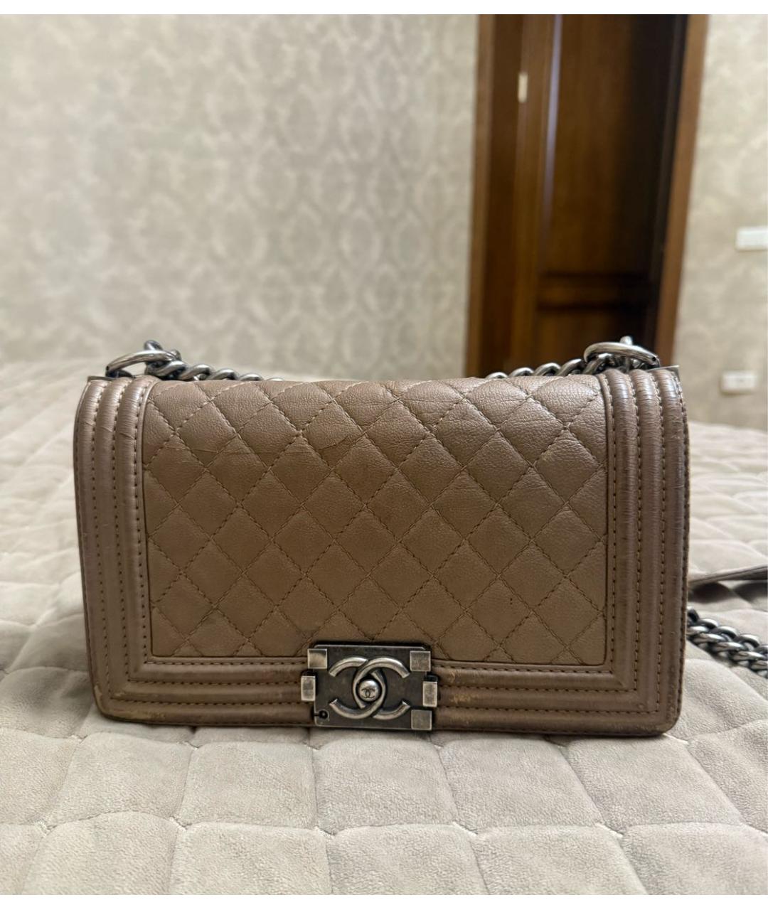 CHANEL Бежевая кожаная сумка через плечо, фото 7