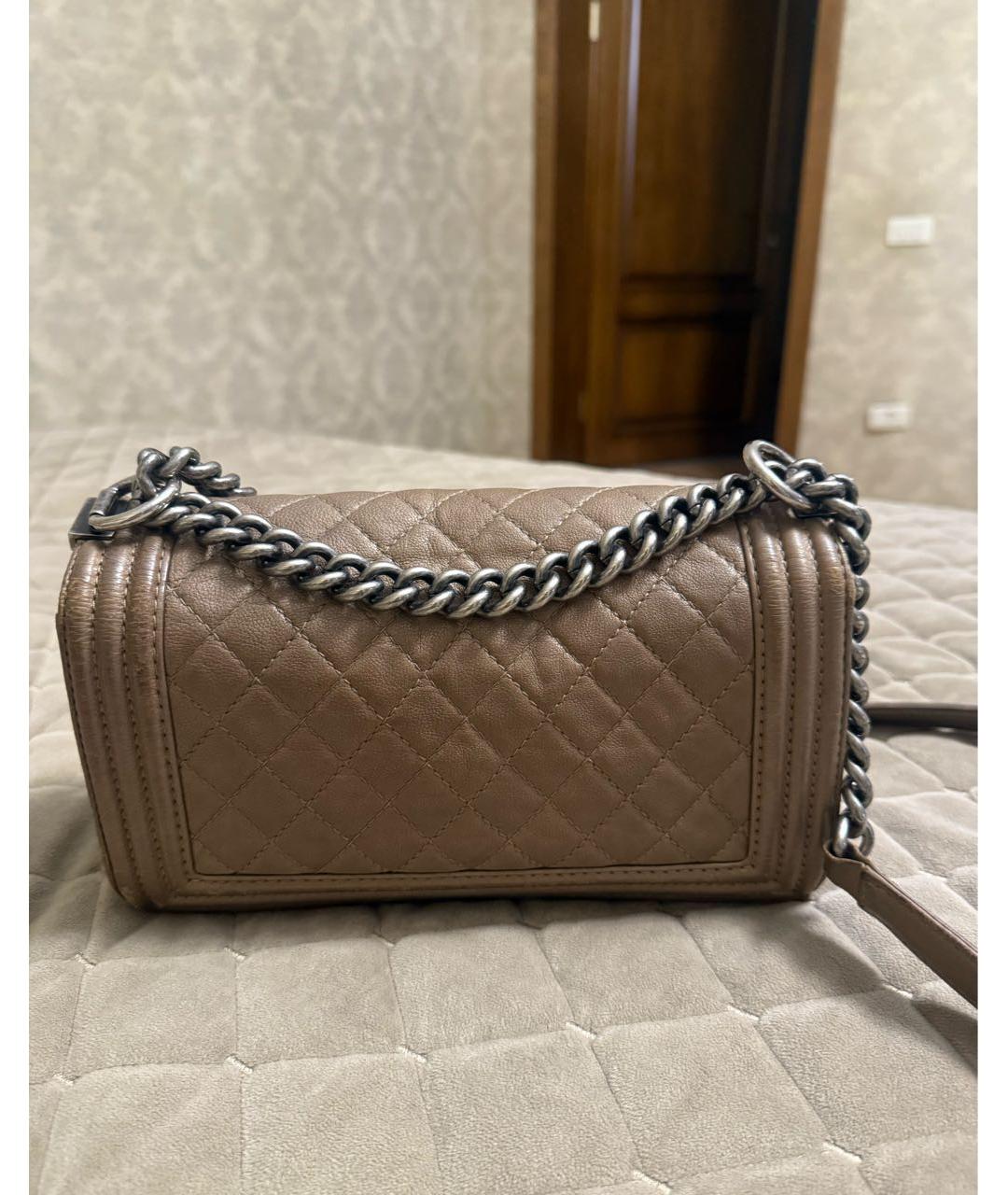 CHANEL Бежевая кожаная сумка через плечо, фото 3
