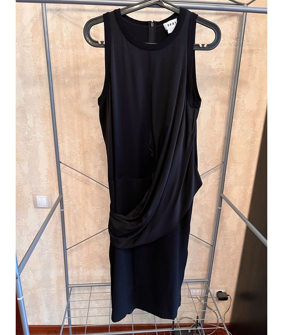 DKNY Черное шелковое повседневное платье, фото 6