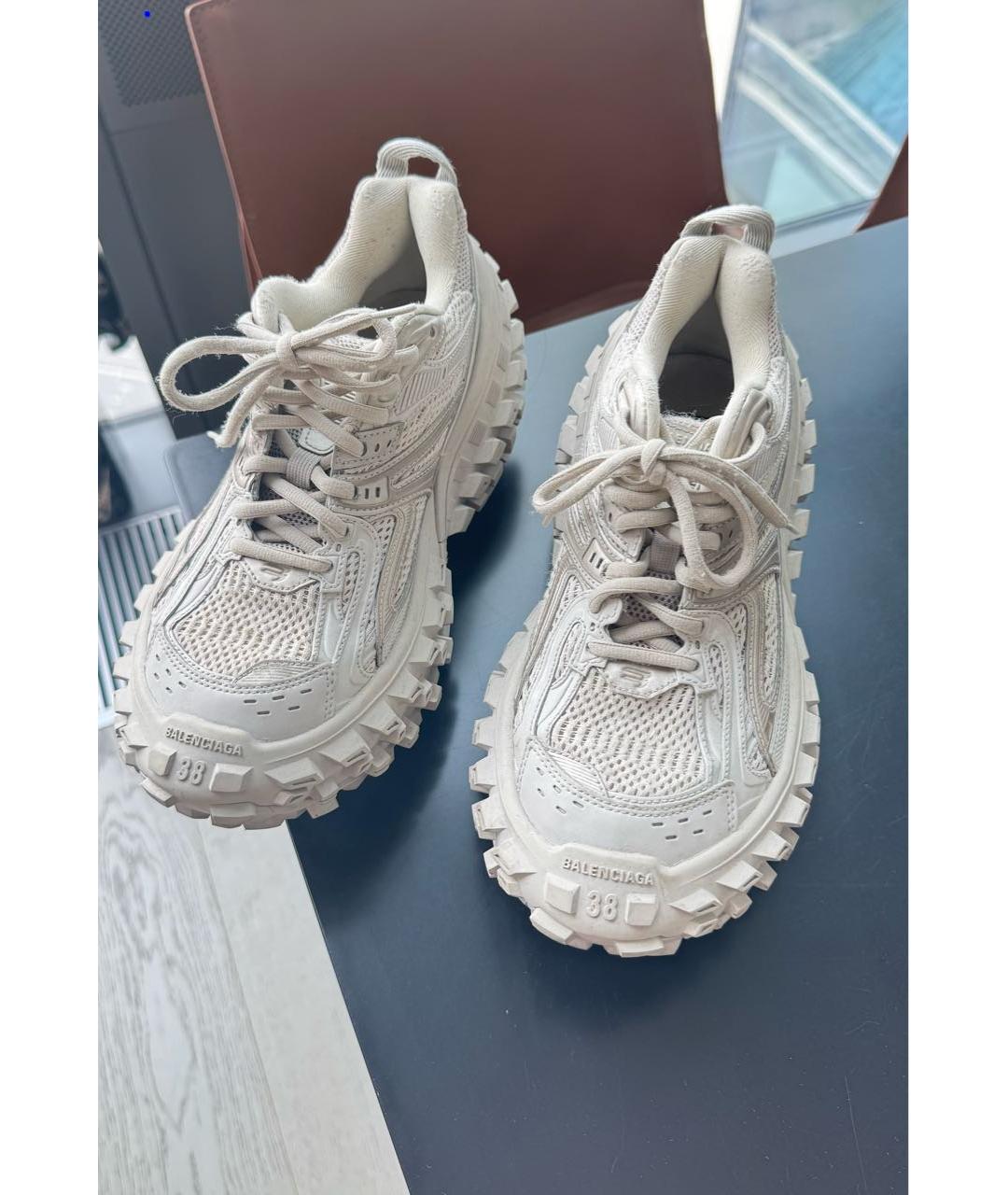 BALENCIAGA Бежевые кожаные кроссовки, фото 3