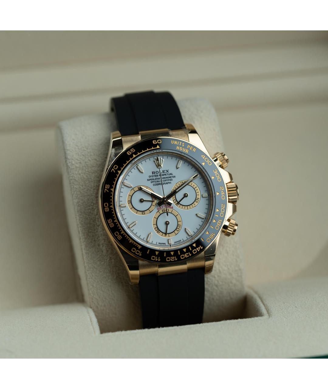 ROLEX Белые часы из желтого золота, фото 2