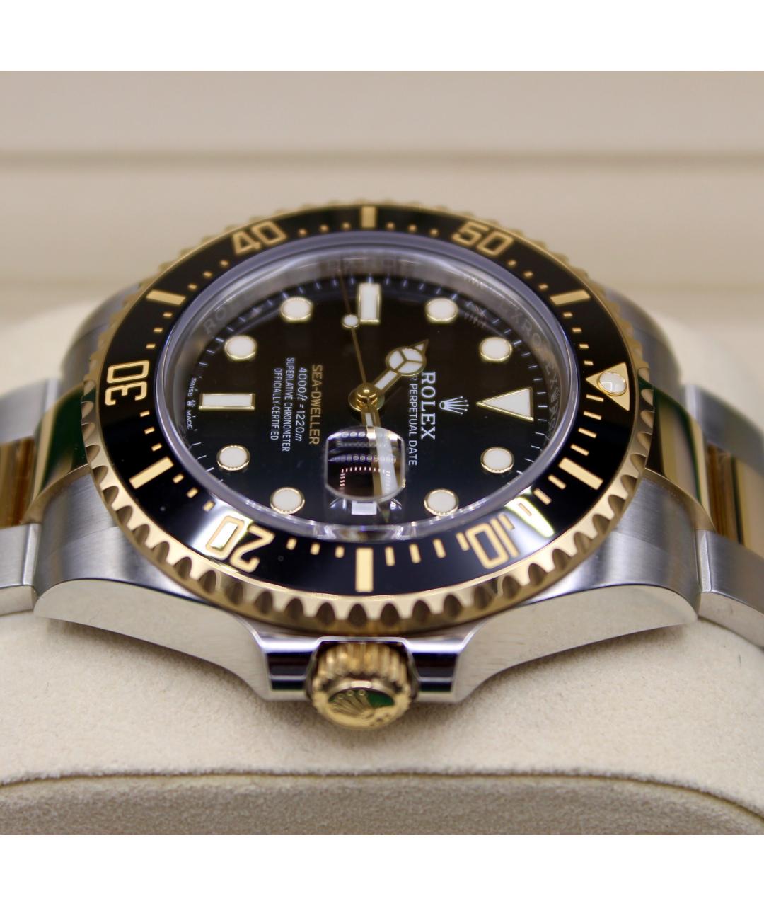 ROLEX Черные часы из желтого золота, фото 3