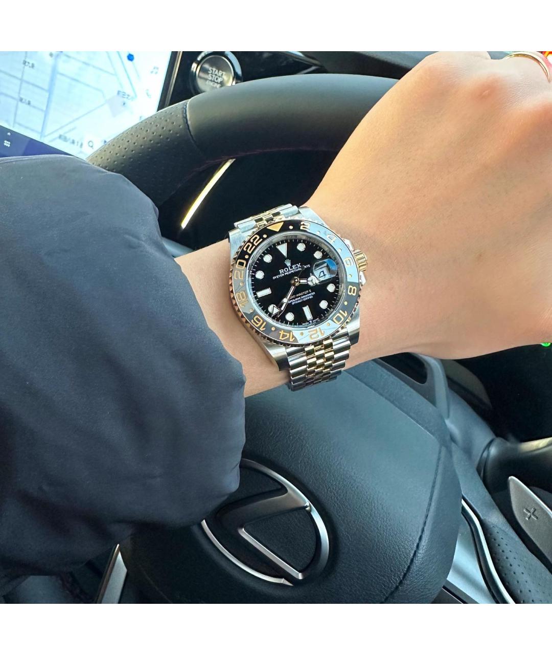 ROLEX Черные часы из желтого золота, фото 2