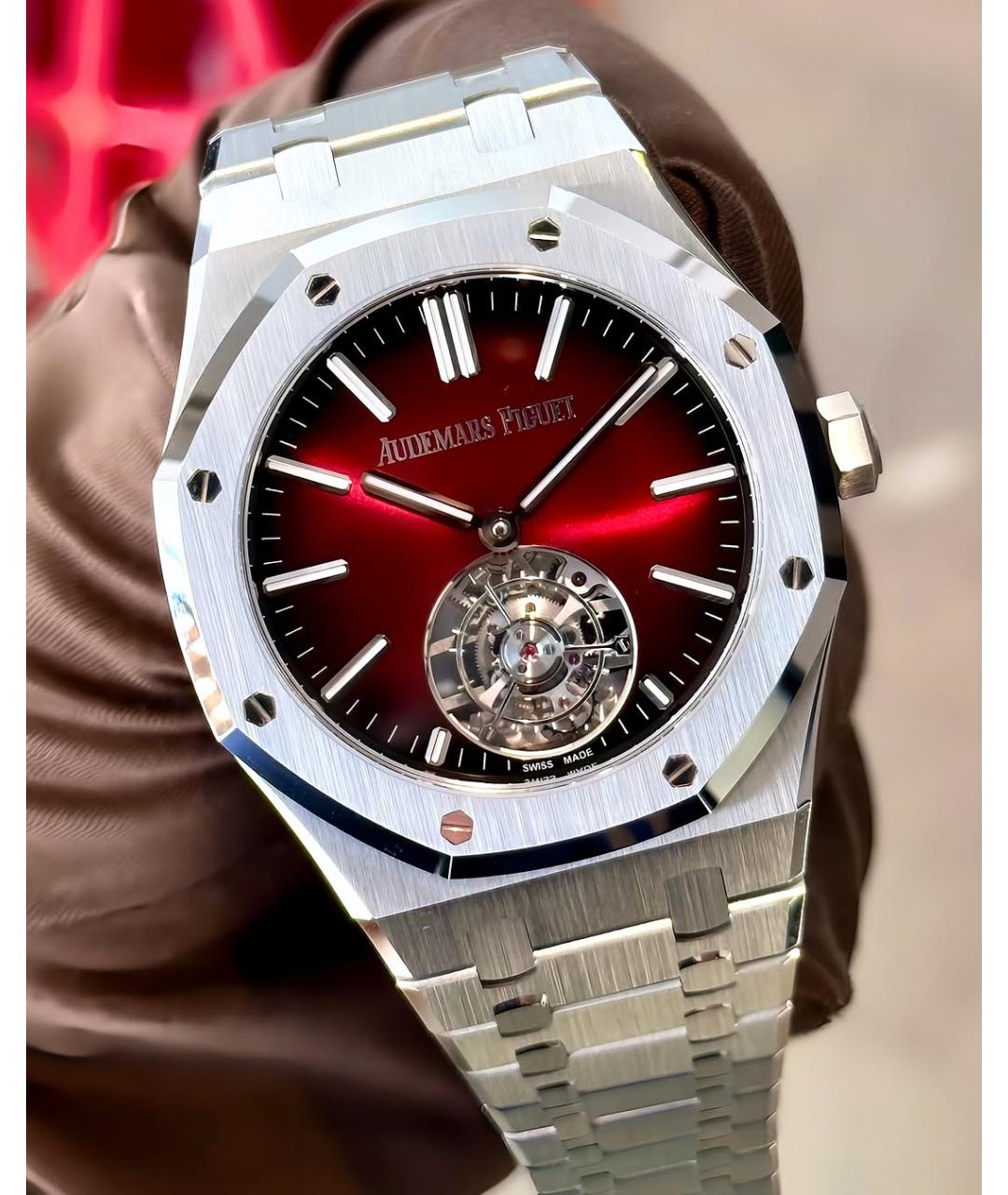 Audemars Piguet Красные часы, фото 3