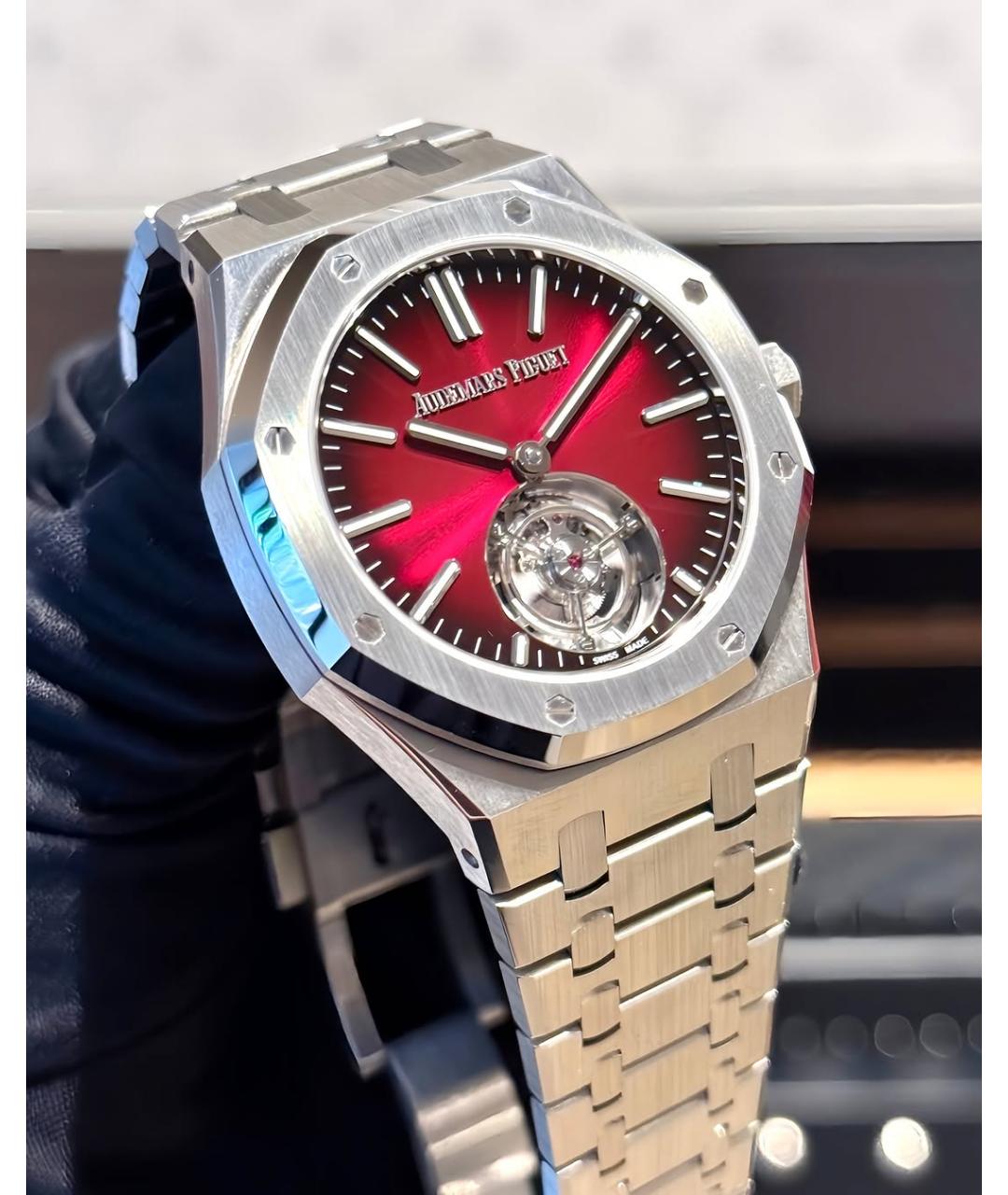 Audemars Piguet Красные часы, фото 4