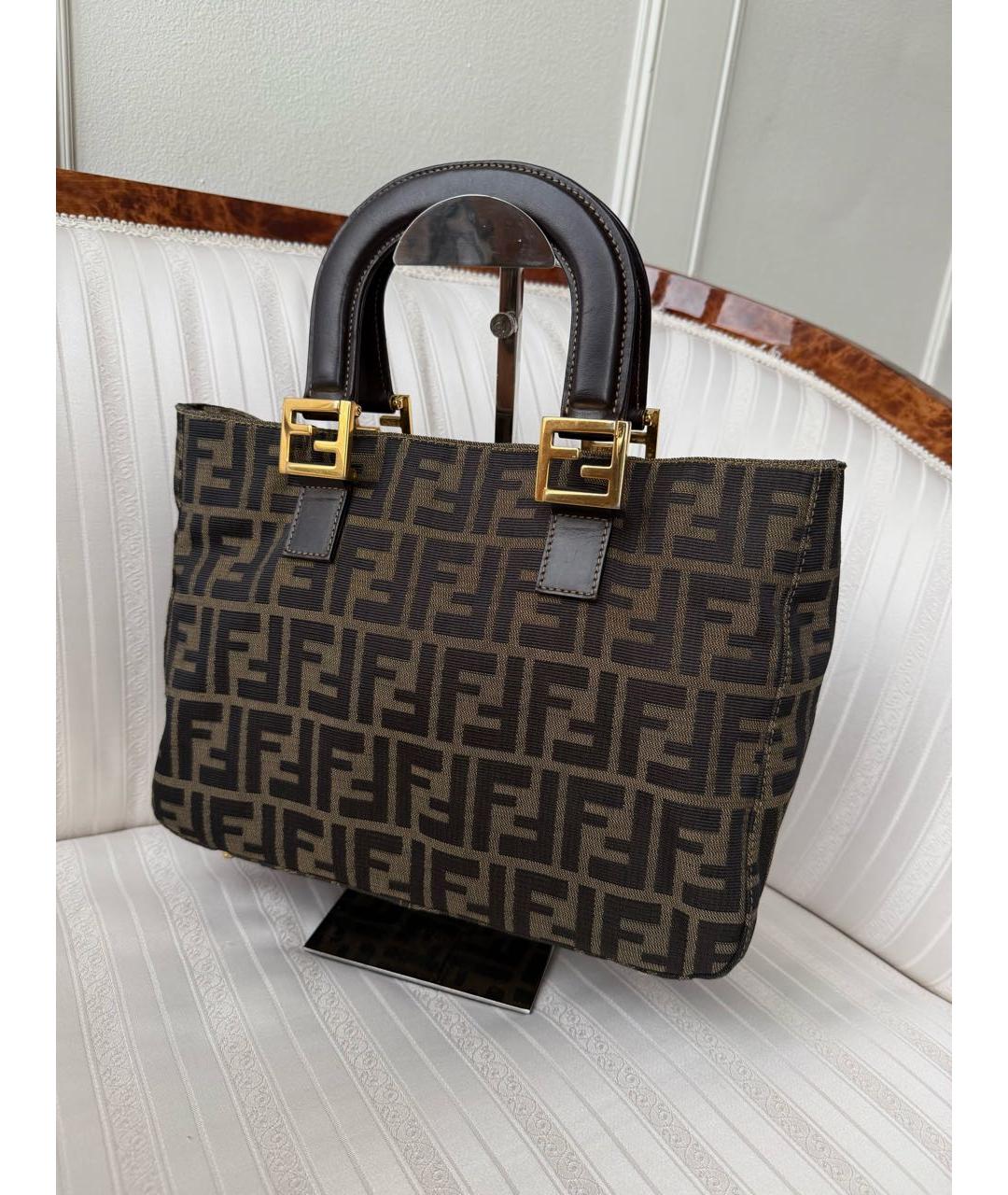 FENDI Коричневая жаккардовая сумка с короткими ручками, фото 7