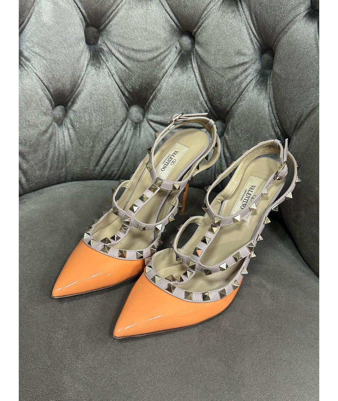 VALENTINO Оранжевые туфли из лакированной кожи, фото 6