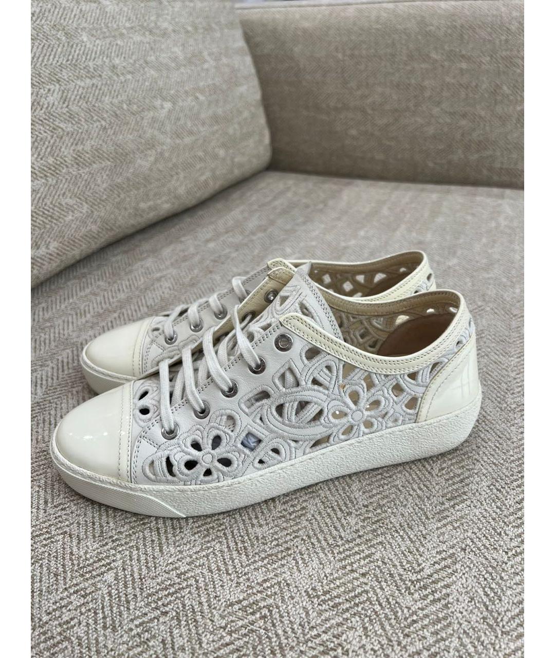 CHANEL Белые кожаные кеды, фото 4
