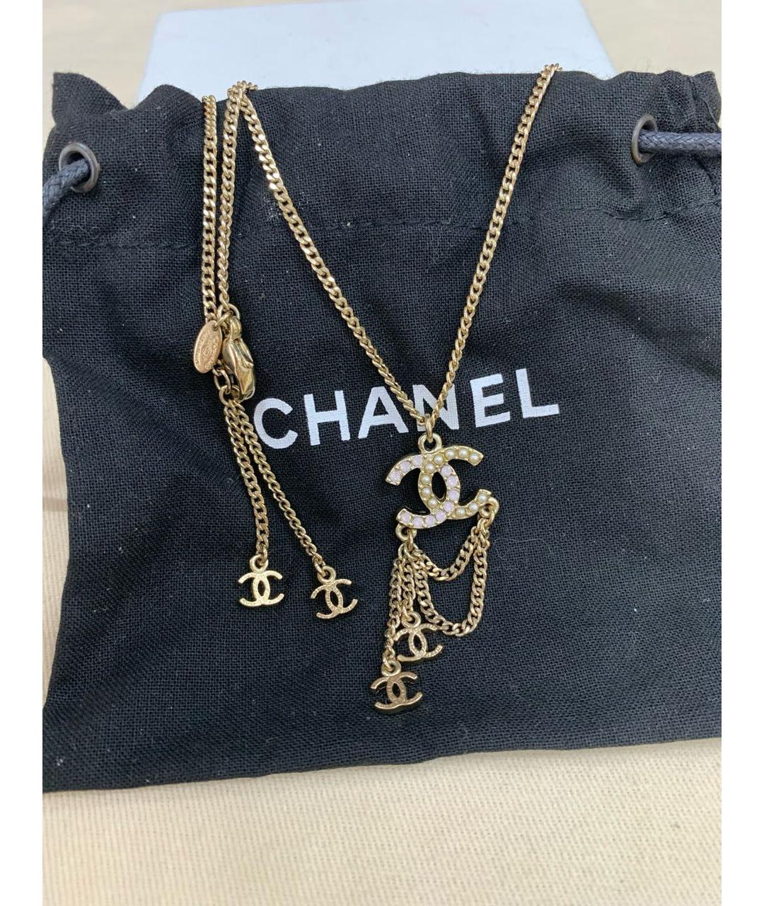 CHANEL Золотая металлическая подвеска, фото 2