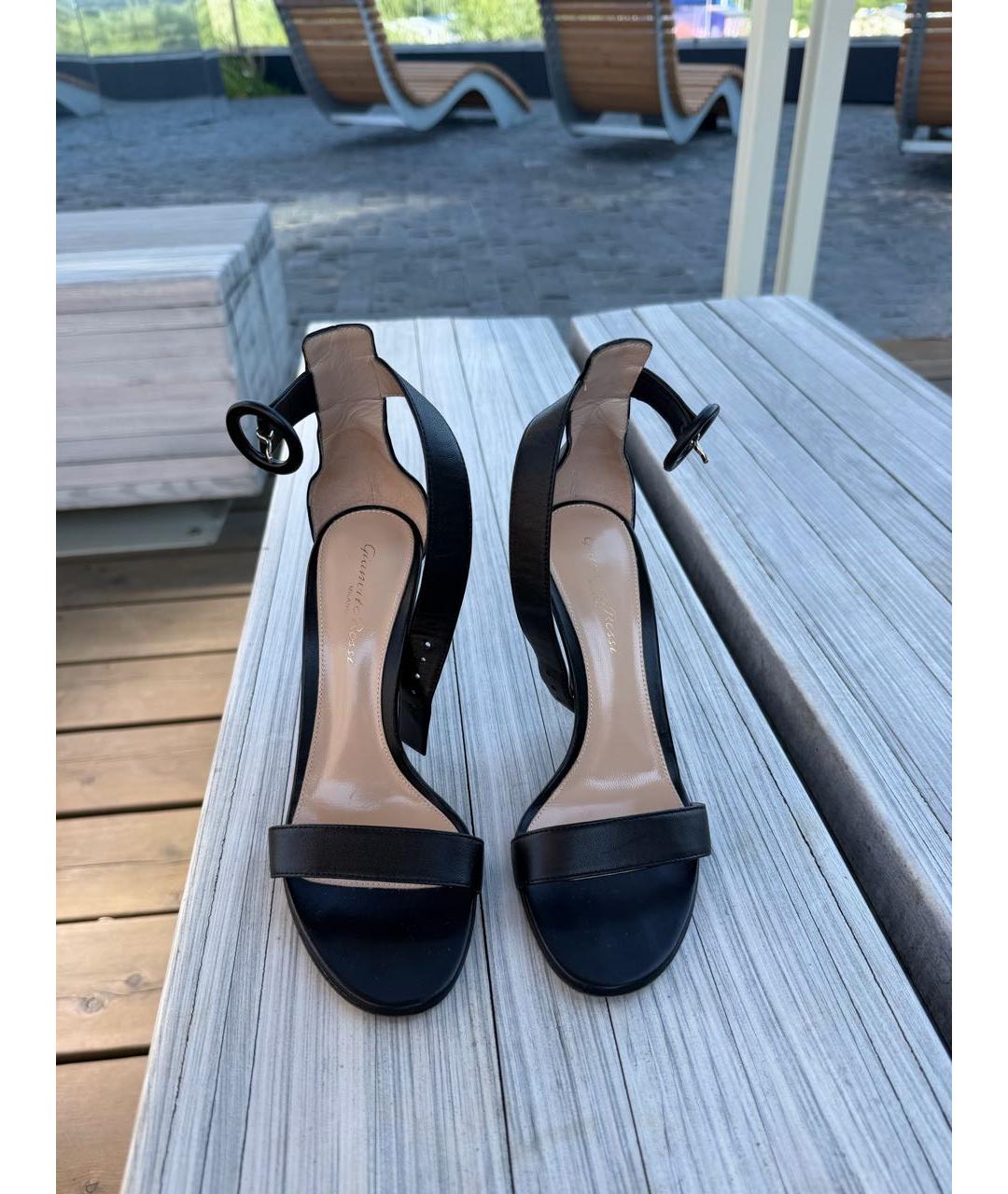GIANVITO ROSSI Черные кожаные босоножки, фото 3