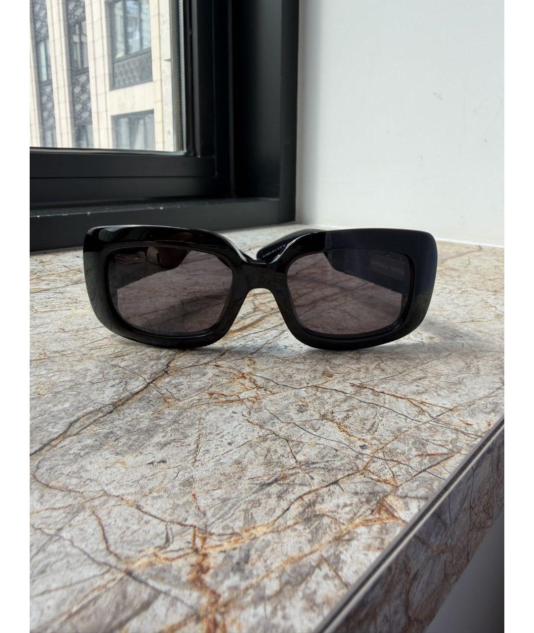 BOTTEGA VENETA Черные пластиковые солнцезащитные очки, фото 9