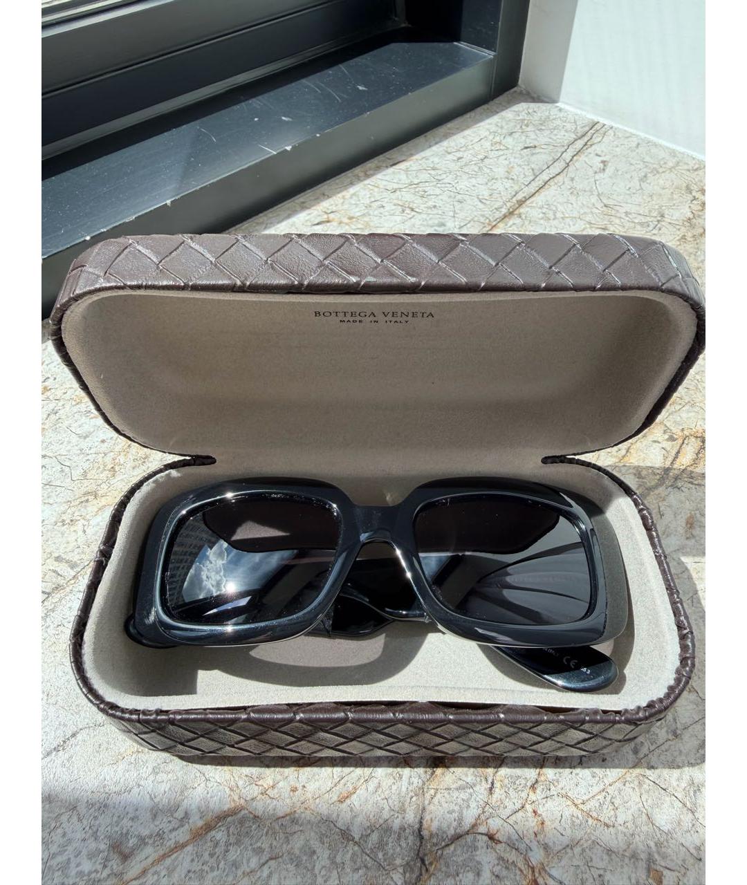 BOTTEGA VENETA Черные пластиковые солнцезащитные очки, фото 7
