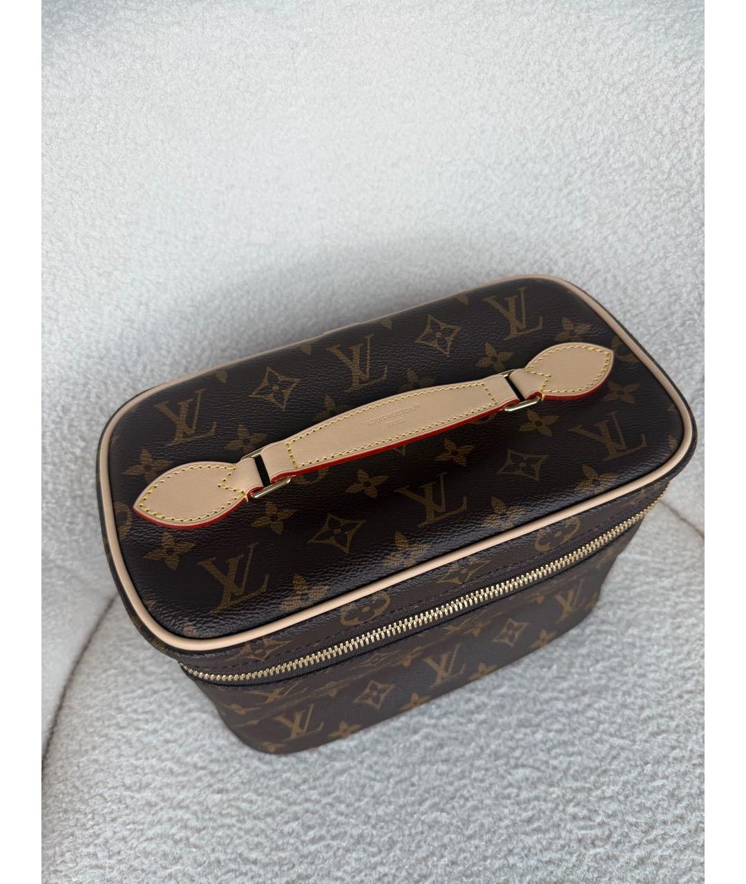 LOUIS VUITTON Коричневая кожаная косметичка, фото 4