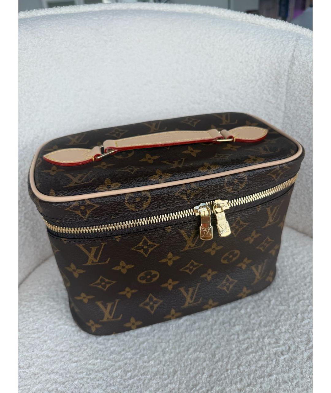 LOUIS VUITTON Коричневая кожаная косметичка, фото 6
