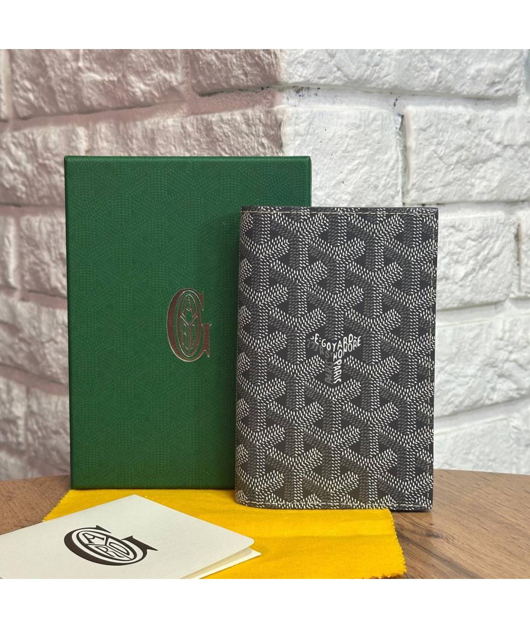 GOYARD Серая кожаная визитница, фото 3