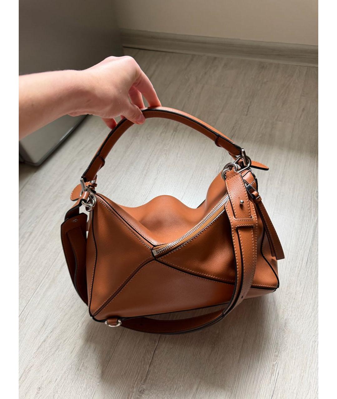 LOEWE Коричневая кожаная сумка с короткими ручками, фото 5