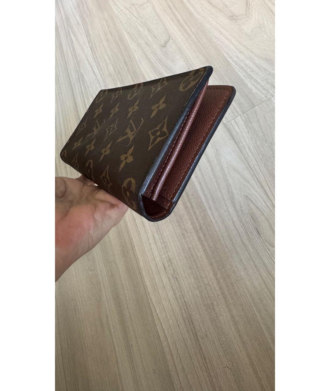 LOUIS VUITTON Коричневый кошелек, фото 6