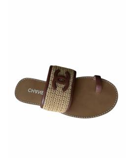 CHANEL Шлепанцы