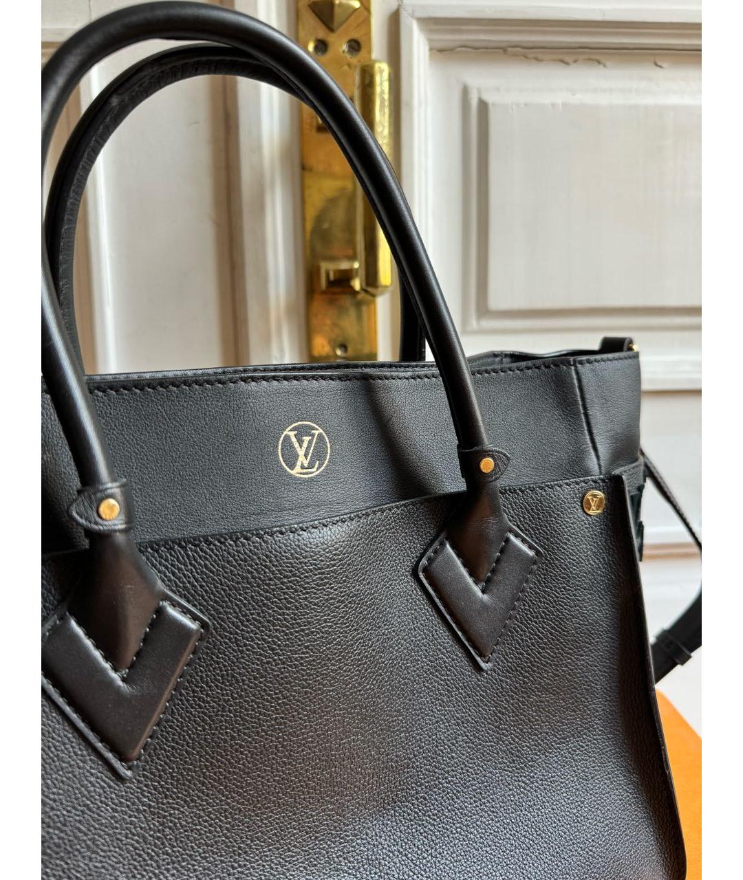 LOUIS VUITTON Черная кожаная сумка с короткими ручками, фото 6