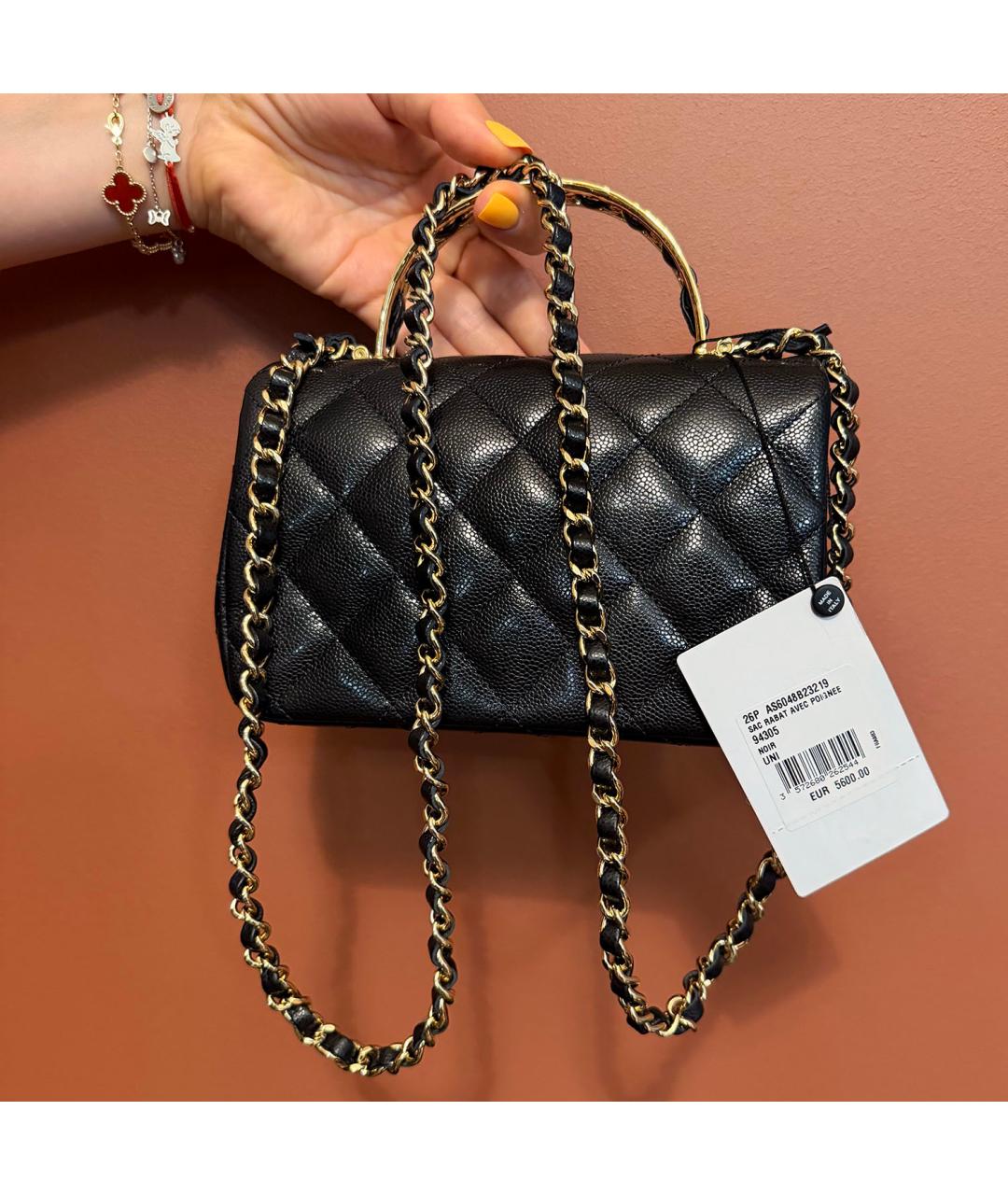CHANEL Черная кожаная сумка с короткими ручками, фото 7