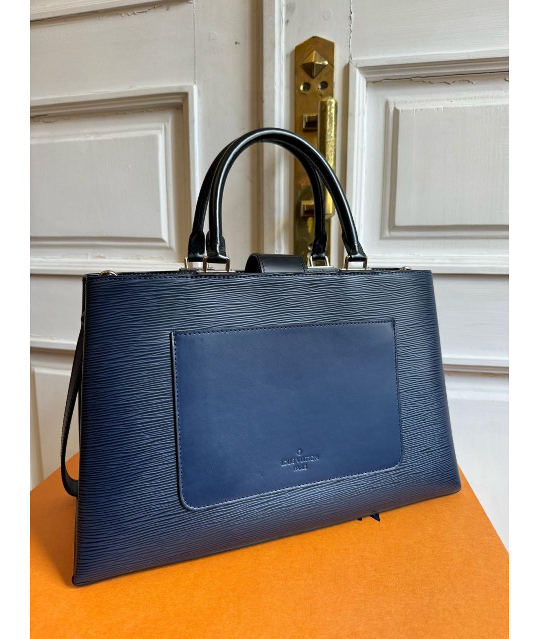 LOUIS VUITTON Темно-синяя кожаная сумка через плечо, фото 3