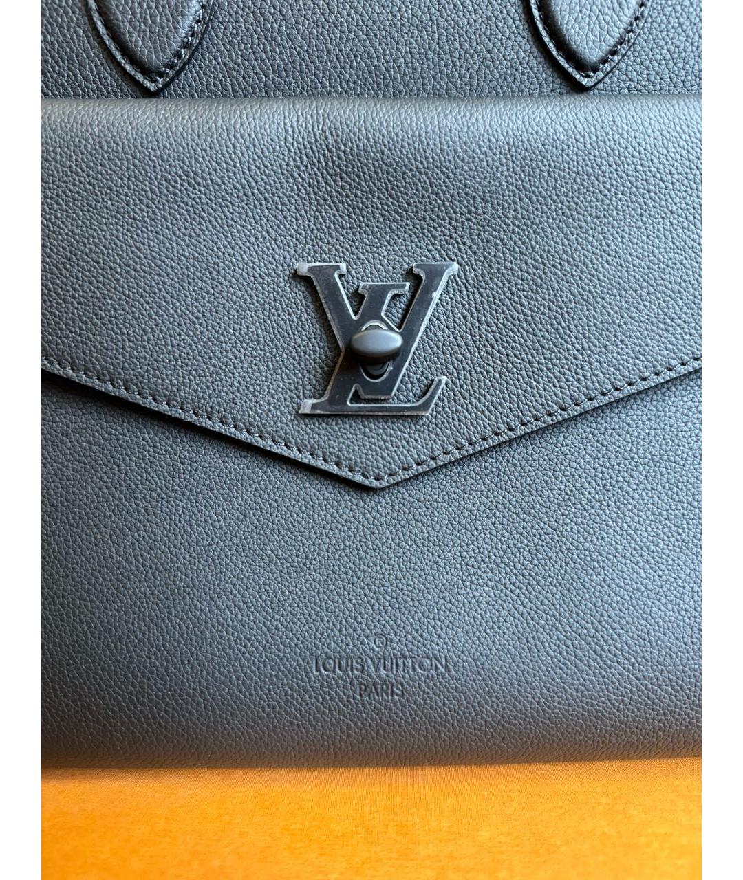 LOUIS VUITTON Темно-синяя кожаная сумка с короткими ручками, фото 6