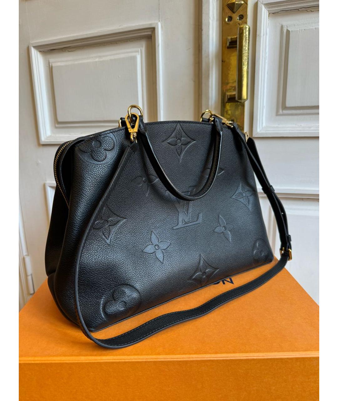 LOUIS VUITTON Черная кожаная сумка с короткими ручками, фото 2