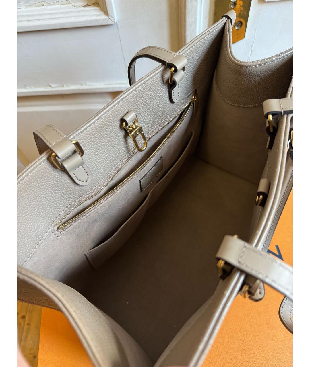 LOUIS VUITTON Бежевая кожаная сумка тоут, фото 3