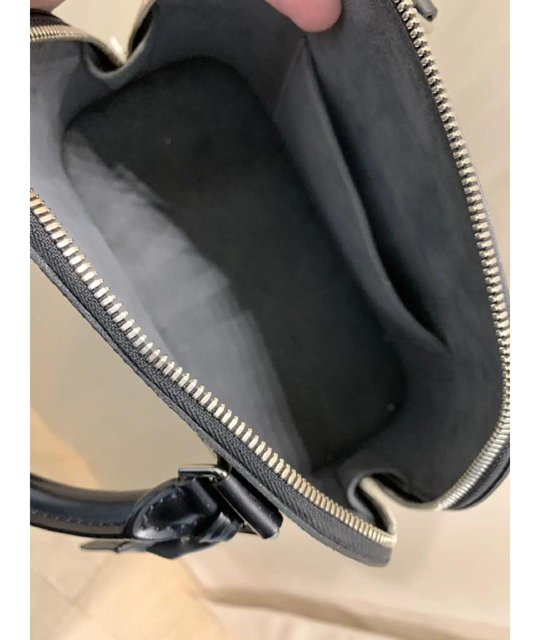 LOUIS VUITTON Черная кожаная сумка с короткими ручками, фото 5