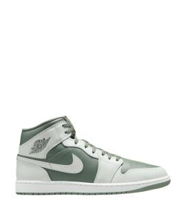 JORDAN Низкие кроссовки / кеды